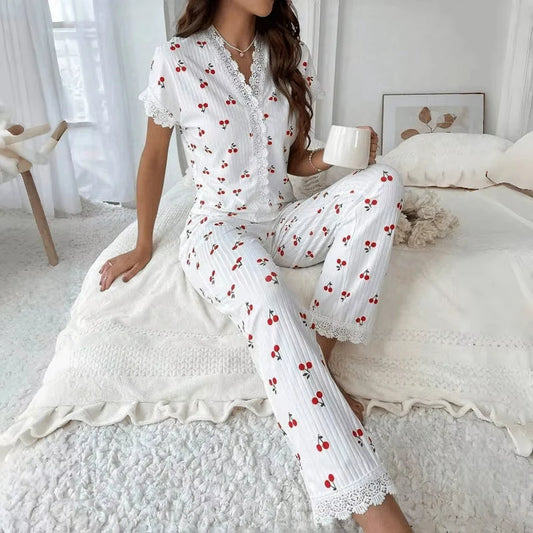 Comfortable Women’s Pyjamas – Lace Trim Sleep Set (Multiple Sizes) | Fast UK Delivery
